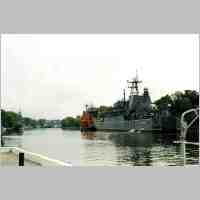 905-1344 Ostpreussenreise 2004. Die russische Flotte in Pillau.jpg